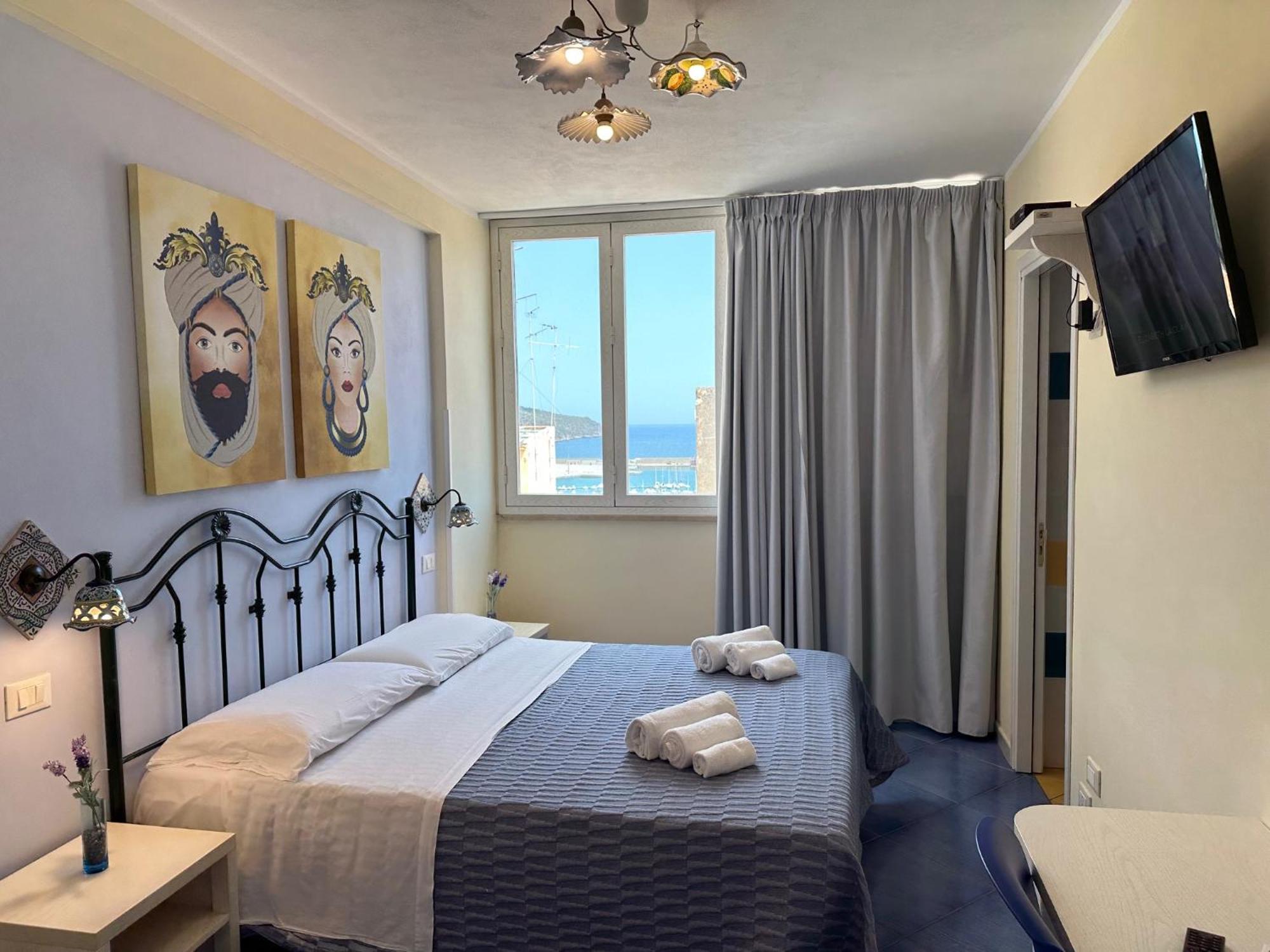 Badia Rooms & Breakfast Castellammare del Golfo Luaran gambar